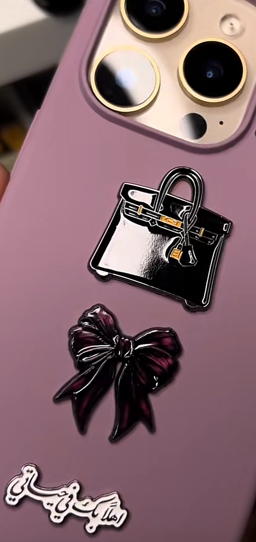 Deep purple bow